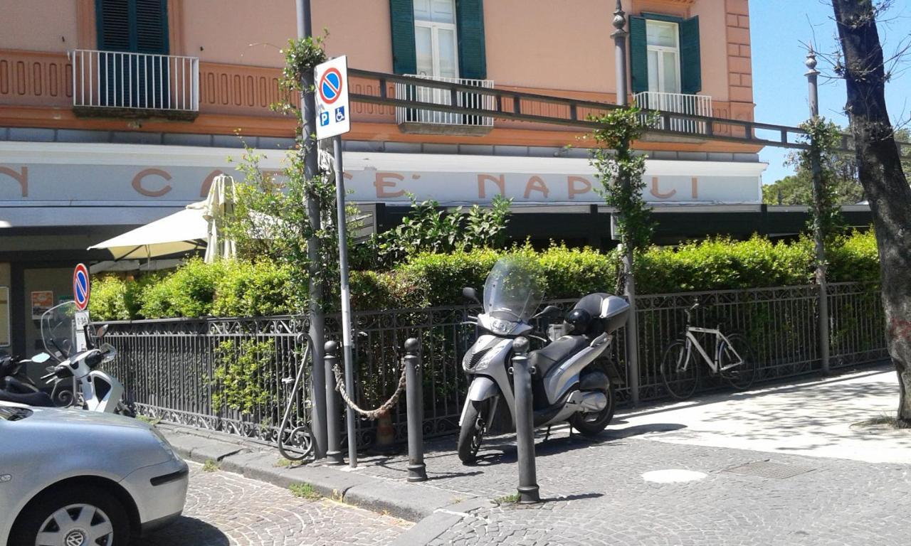 Dimora Stabiae Apartment Castellammare di Stabia Bagian luar foto